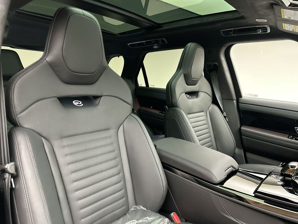 Thumbnail: 2026 Land Rover Range Rover Sport - 18