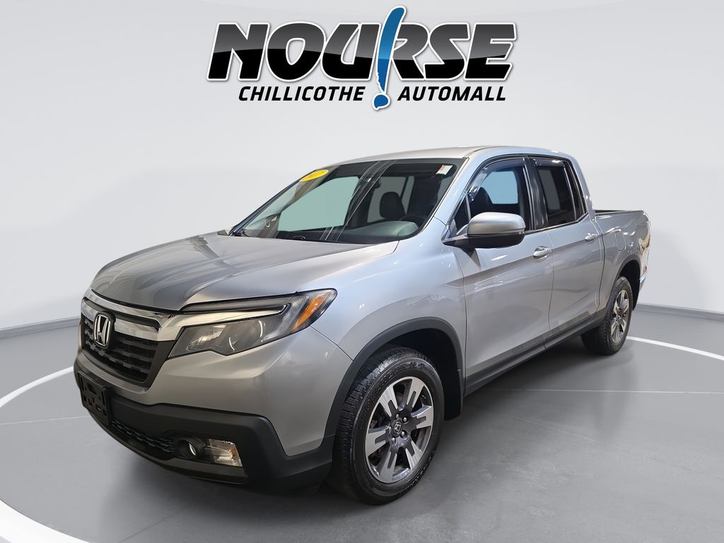 Lunar Silver Metallic 2017 Honda Ridgeline Pickup Truck All-Wheel Drive 6-Speed Automatic