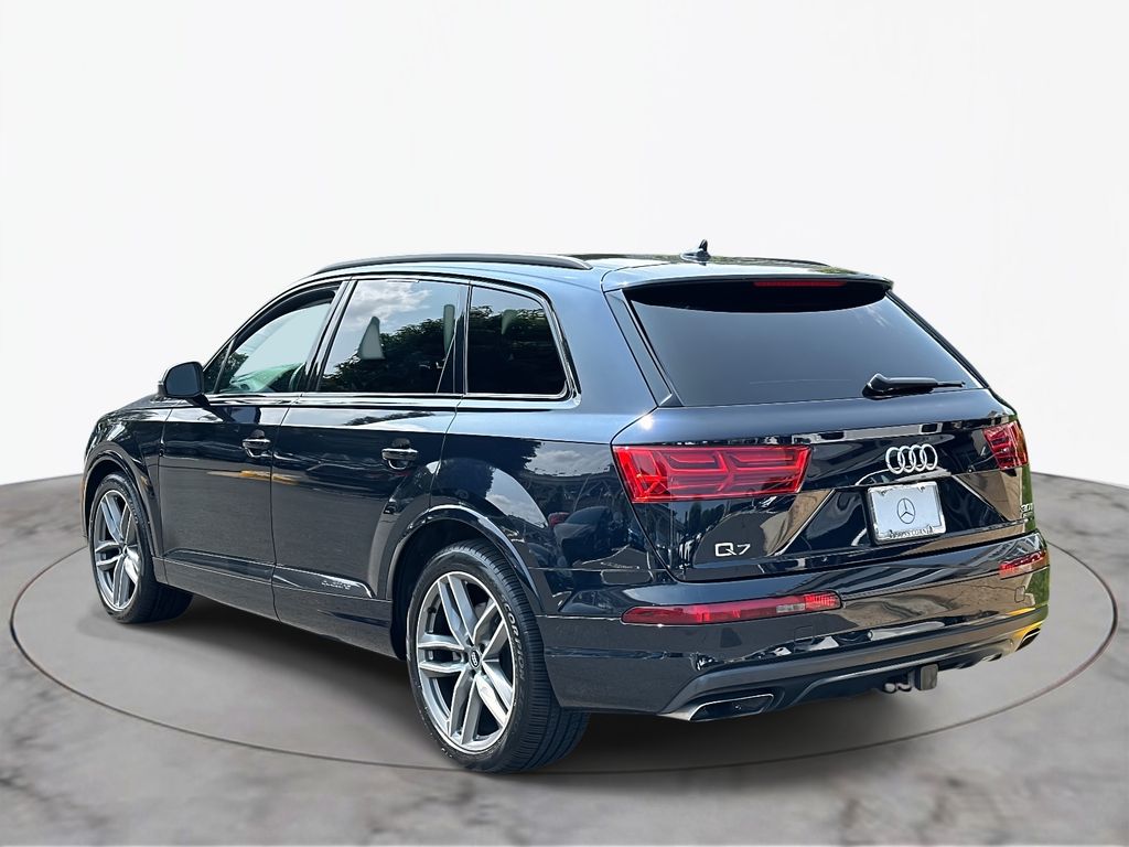 Thumbnail: 2017 Audi Q7 - 6