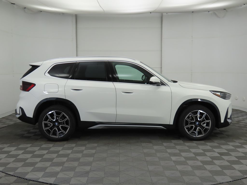 Thumbnail: 2025 BMW X1 - 5