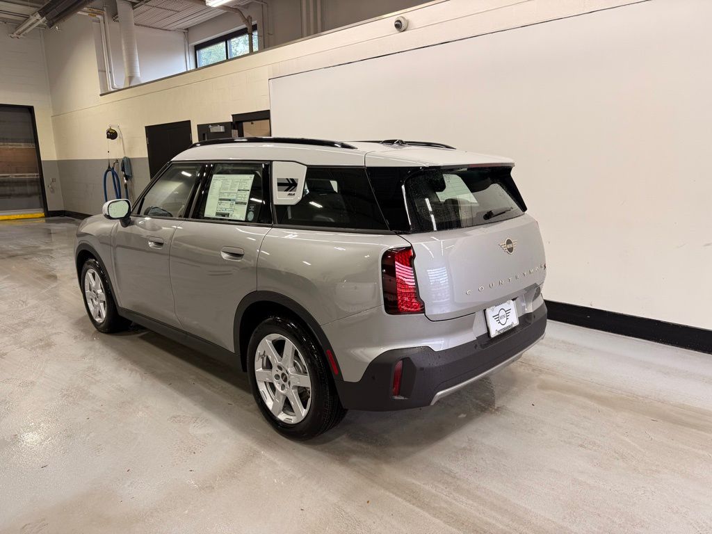 Thumbnail: 2025 MINI Cooper Countryman - 3
