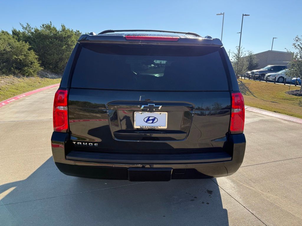 Thumbnail: 2019 Chevrolet Tahoe - 6