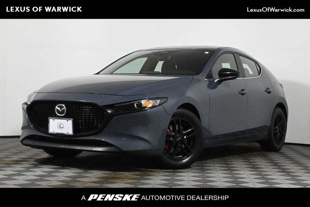 2024 Mazda Mazda3 Carbon Edition -
                Warwick, RI