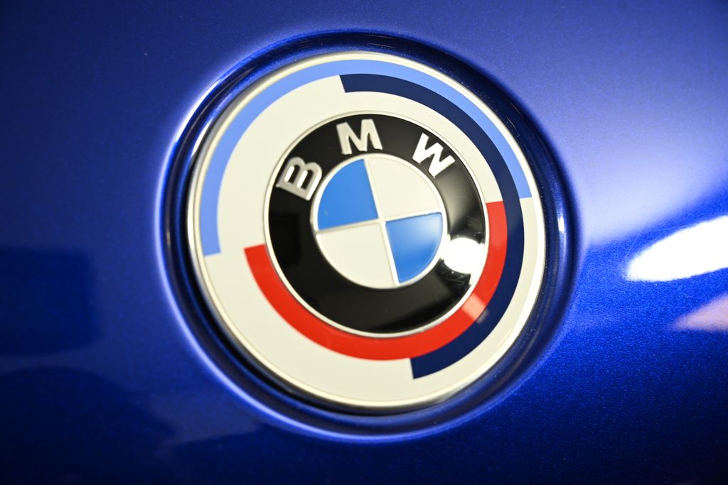 2022 BMW X5 M 13