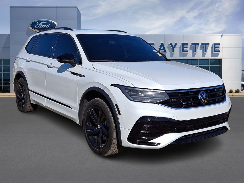 2024 Volkswagen Tiguan 2.0T SE R-Line Black