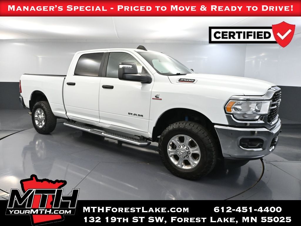 Bright White Clearcoat 2024 RAM 2500 Big Horn Crew Cab 4WD Pickup Truck Four-Wheel Drive 6-Speed Automatic