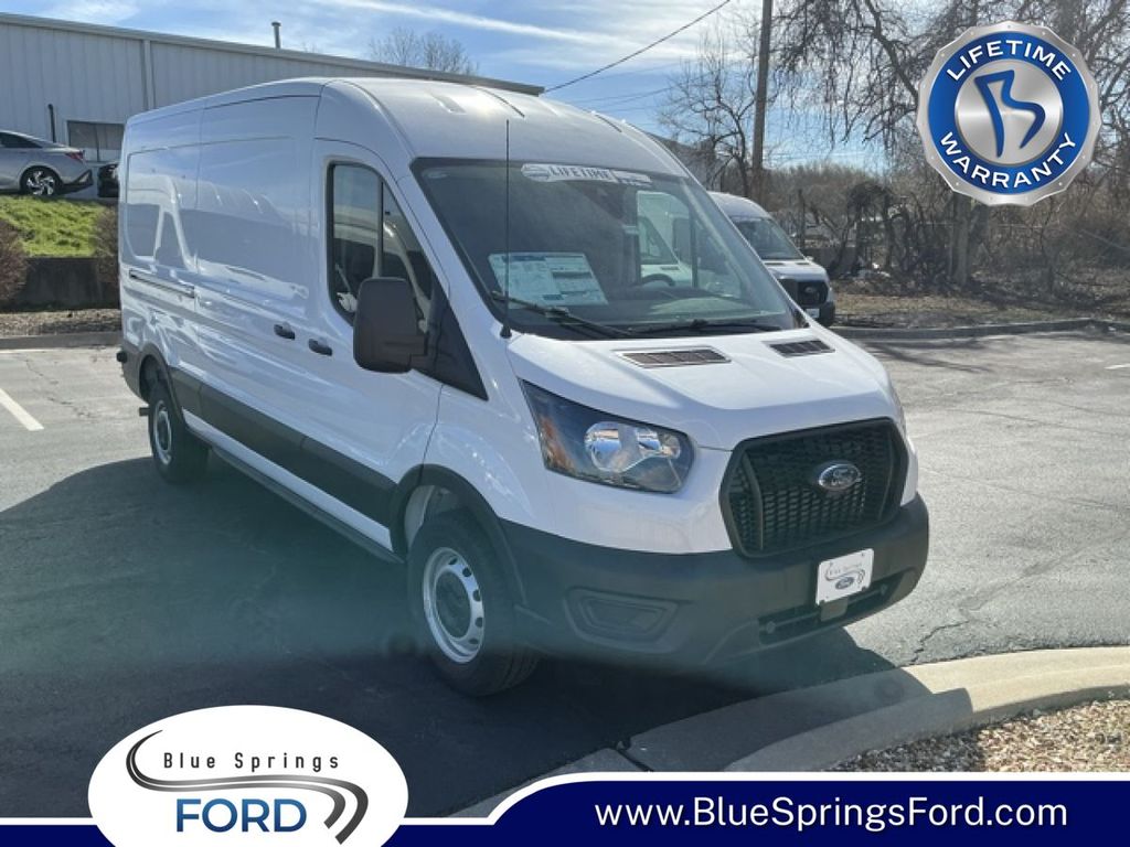 Oxford White 2025 Ford Transit Cargo 250 Medium Roof LB RWD Van Rear-Wheel Drive