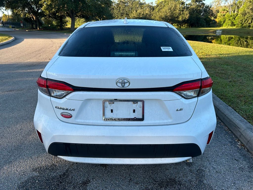 Thumbnail: 2022 Toyota Corolla - 4