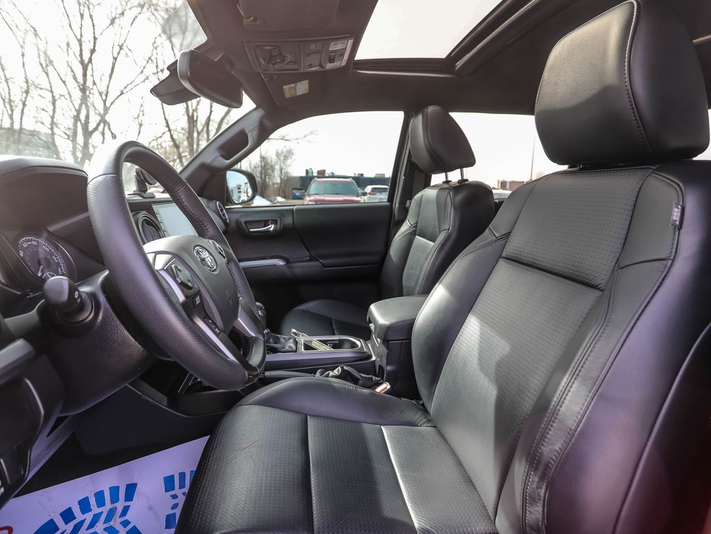 Thumbnail: 2023 Toyota Tacoma - 11