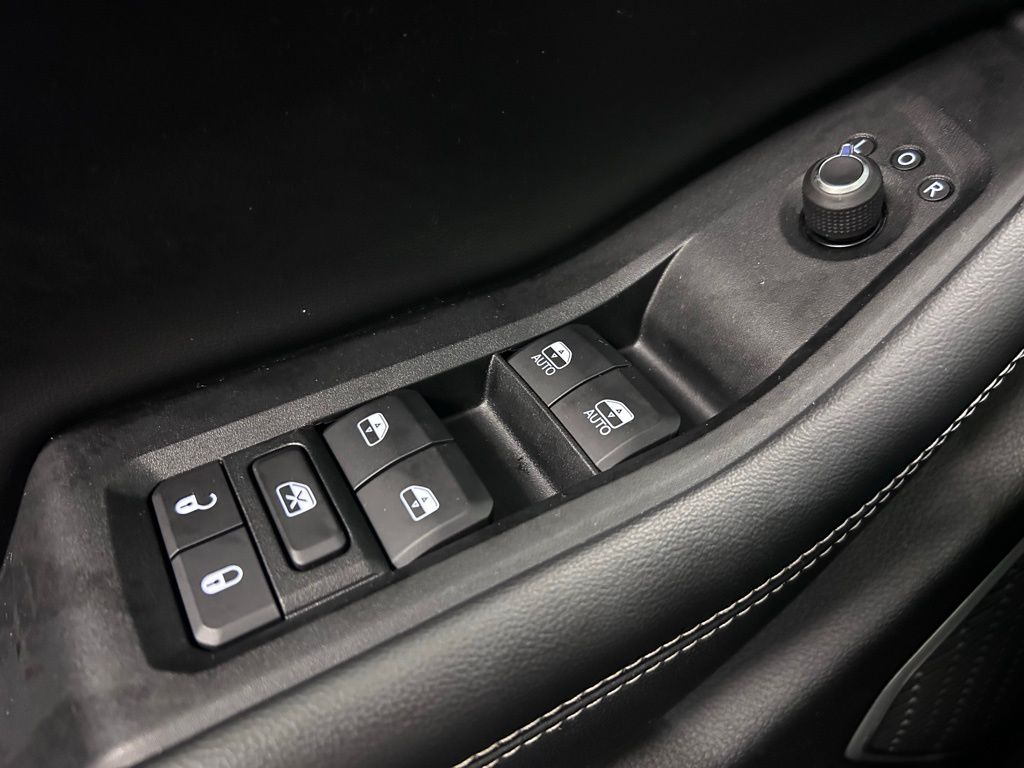 used 2022 Jeep Grand Cherokee L car, priced at $26,284