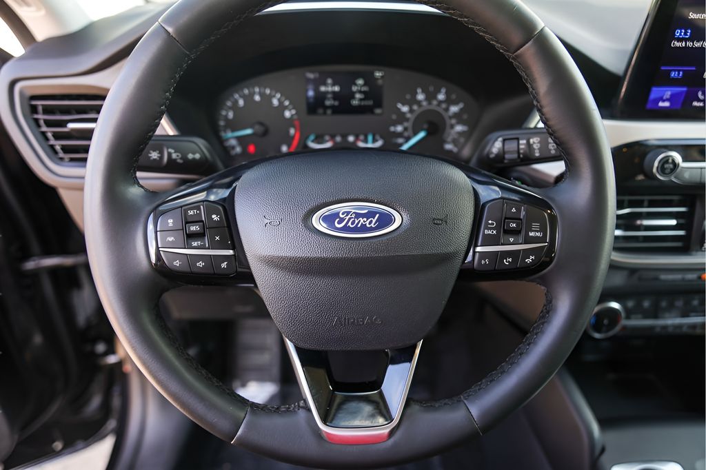 Used Car 2022 Ford Escape  Se For Sale Under $20,000 In Austin, Texas