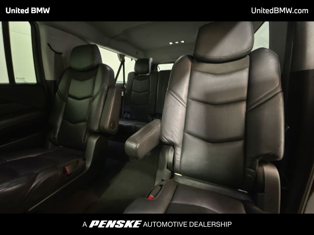 Thumbnail: 2019 Cadillac Escalade - 21