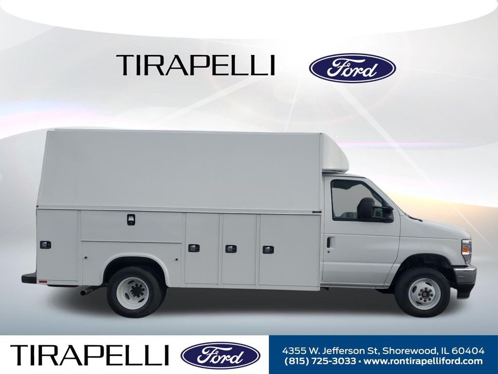 New 2026 White Ford Base image 7