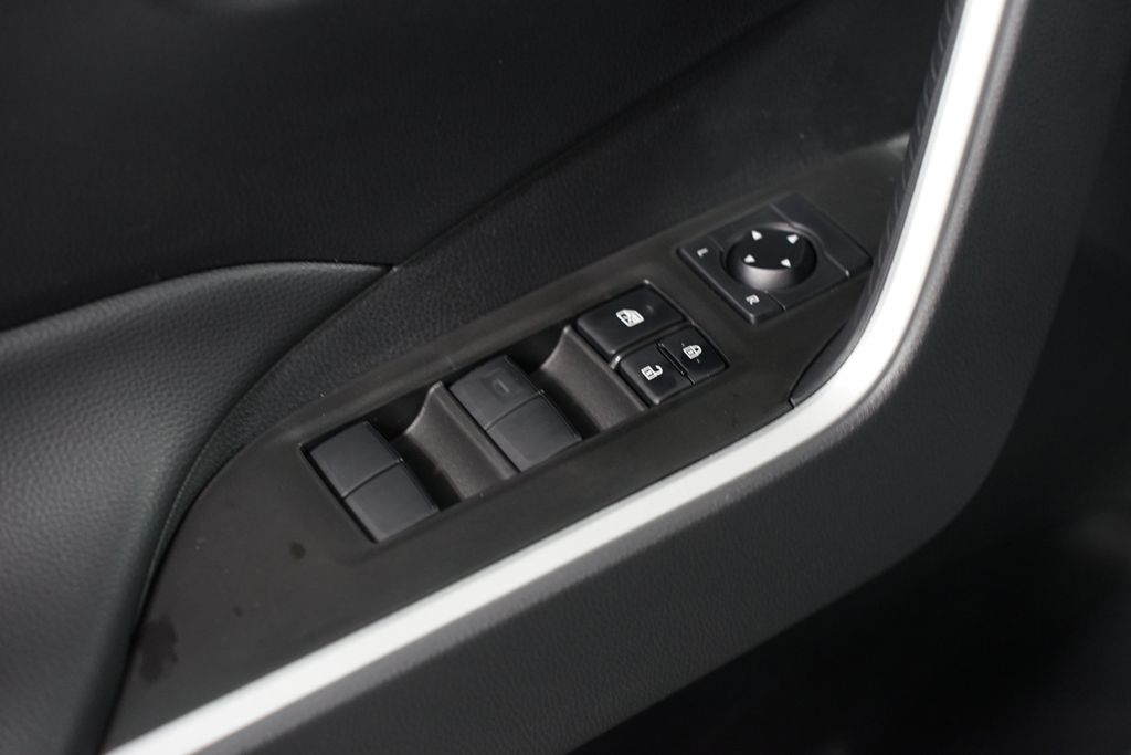 Thumbnail: 2025 Toyota RAV4 - 29