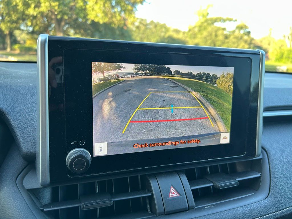 Thumbnail: 2024 Toyota RAV4 - 25