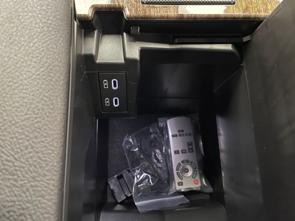 Thumbnail: 2026 Toyota Sienna - 29