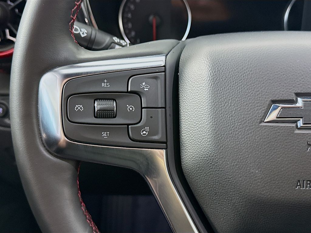 Thumbnail: 2025 Chevrolet Blazer - 11