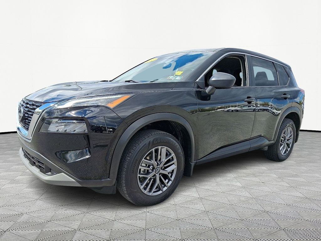 2022 Nissan Rogue — photo 3