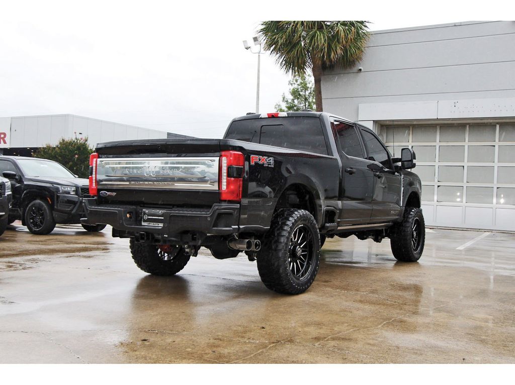2024 Ford F-250SD King Ranch - 3