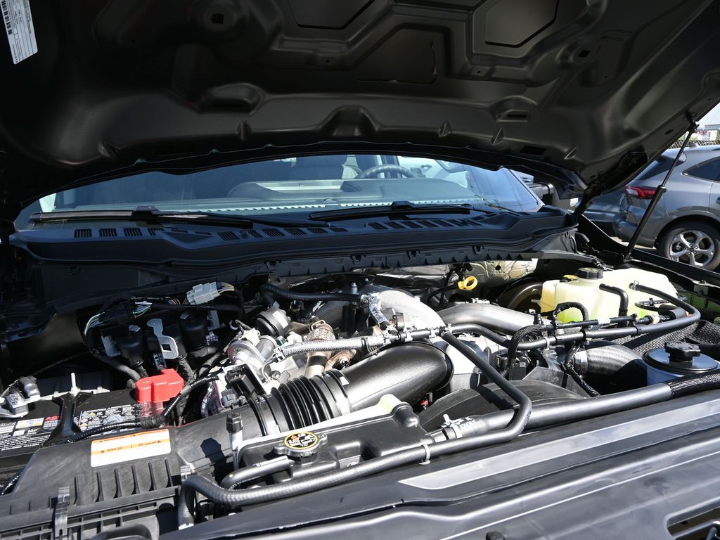 2025 Ford F-350 Super Duty XLT