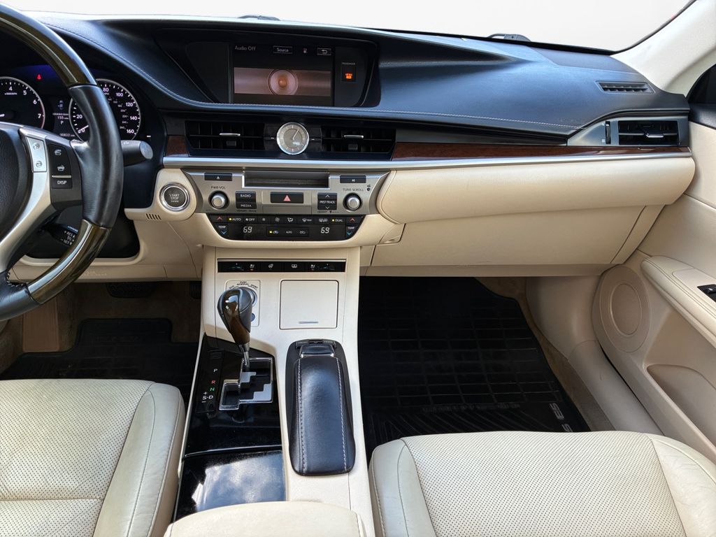 Used Car 2015 Lexus Es  350 For Sale Under $20,000 In Austin, Texas