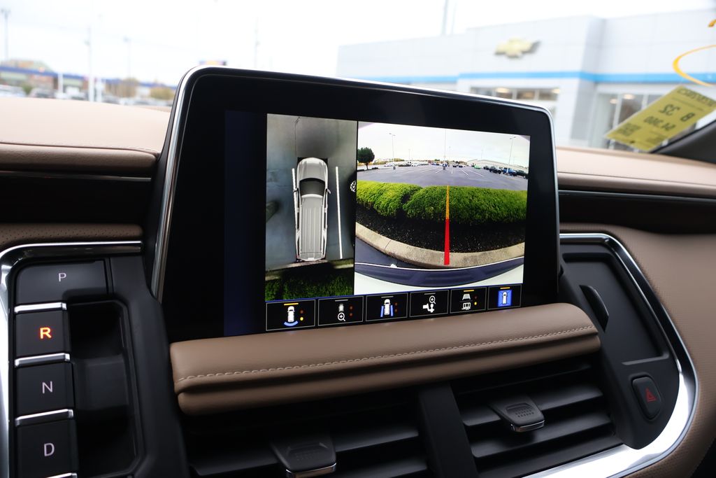 Thumbnail: 2023 Chevrolet Suburban - 25