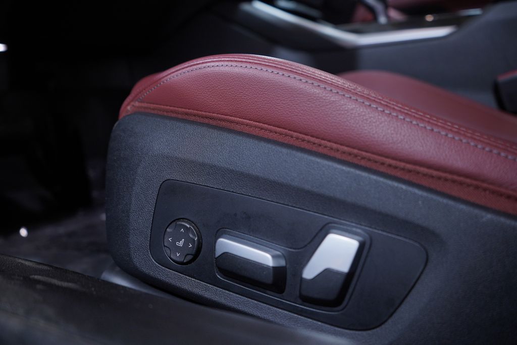 Thumbnail: 2022 BMW 4 Series - 17