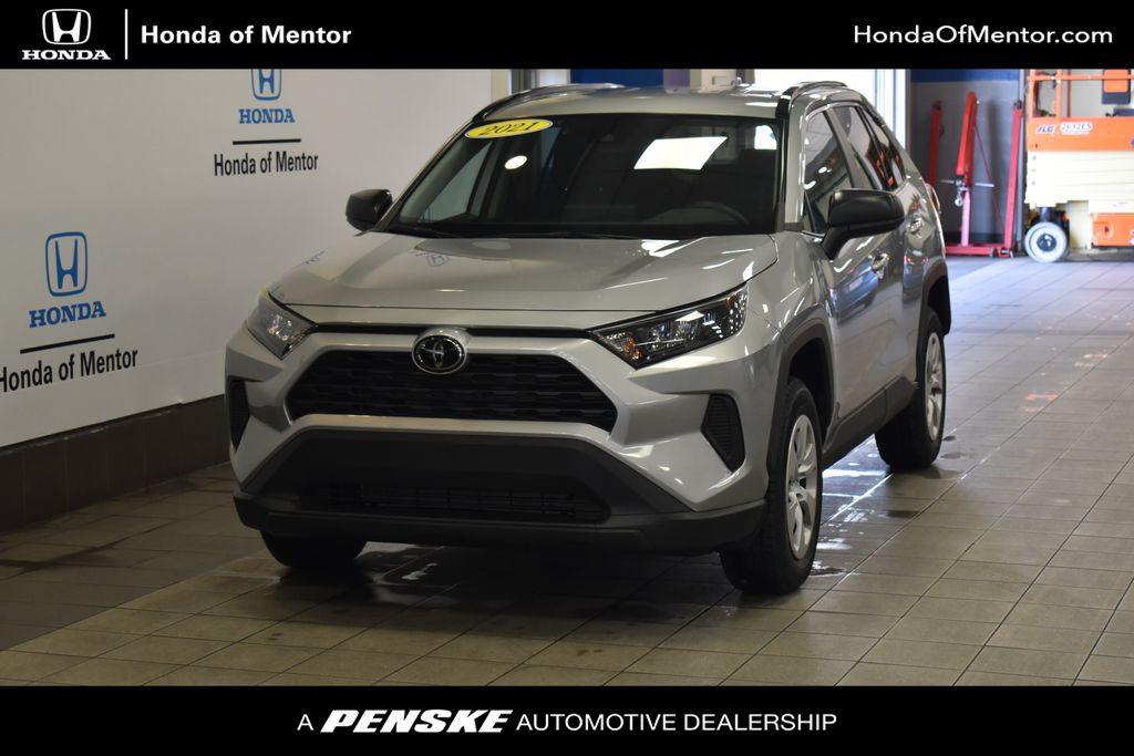 2021 Toyota RAV4 LE -
                Mentor, OH