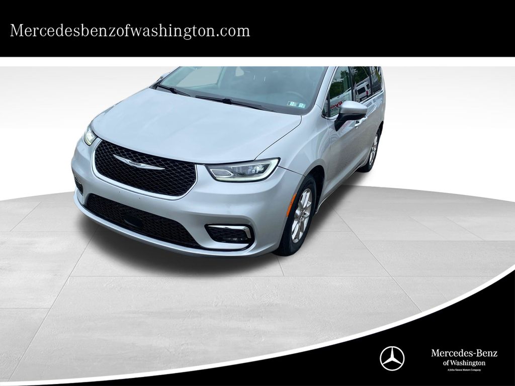 2023 Chrysler Pacifica Touring L Silver at Klick Lewis Buick Chevrolet