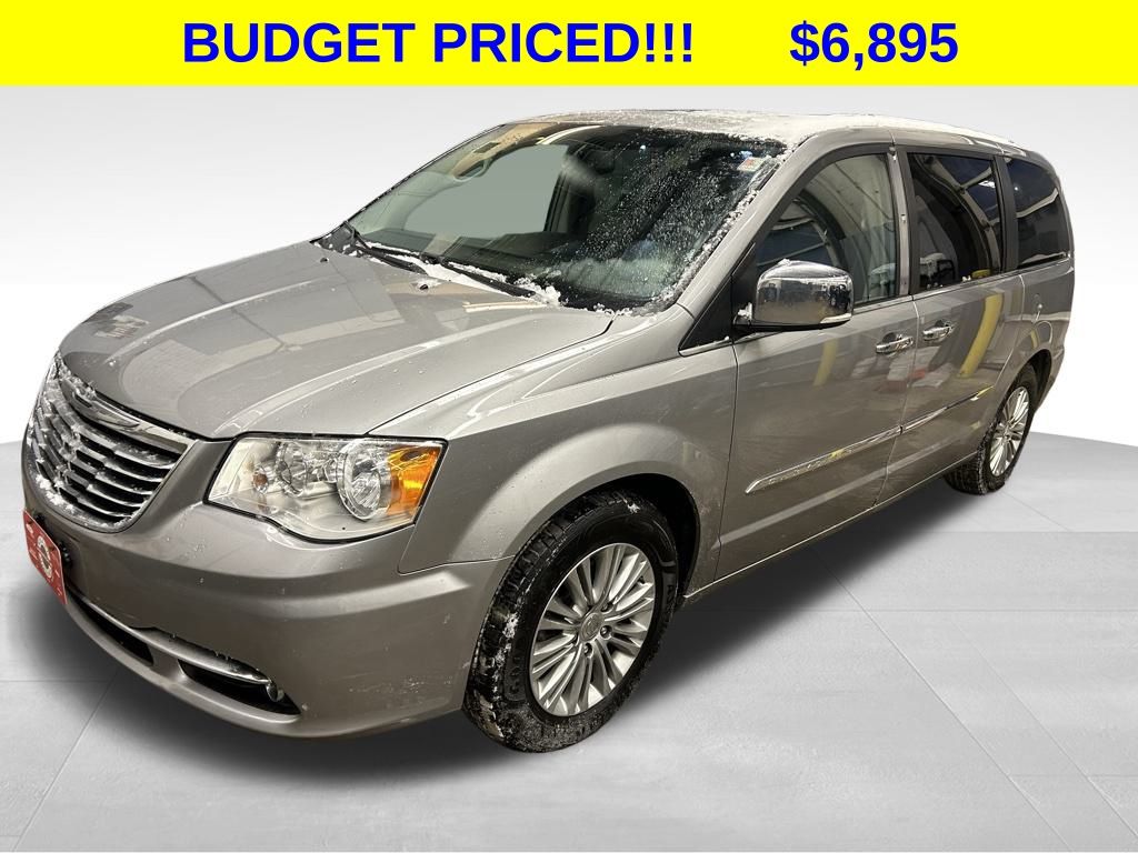 2016 Chrysler Town & Country Touring-L FWD