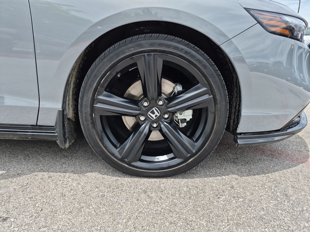 Used 2025 Gray Honda Sport-L image 14
