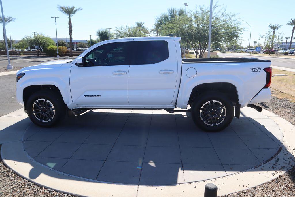 2024 Toyota Tacoma TRD Sport 8