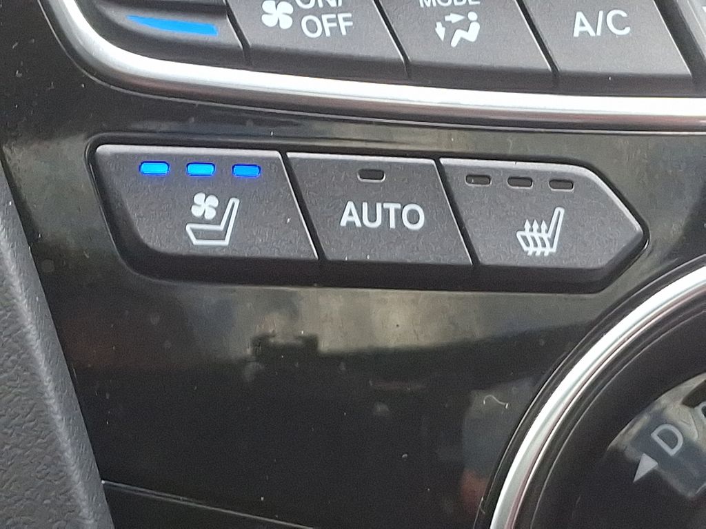 2024 Acura RDX Base 26