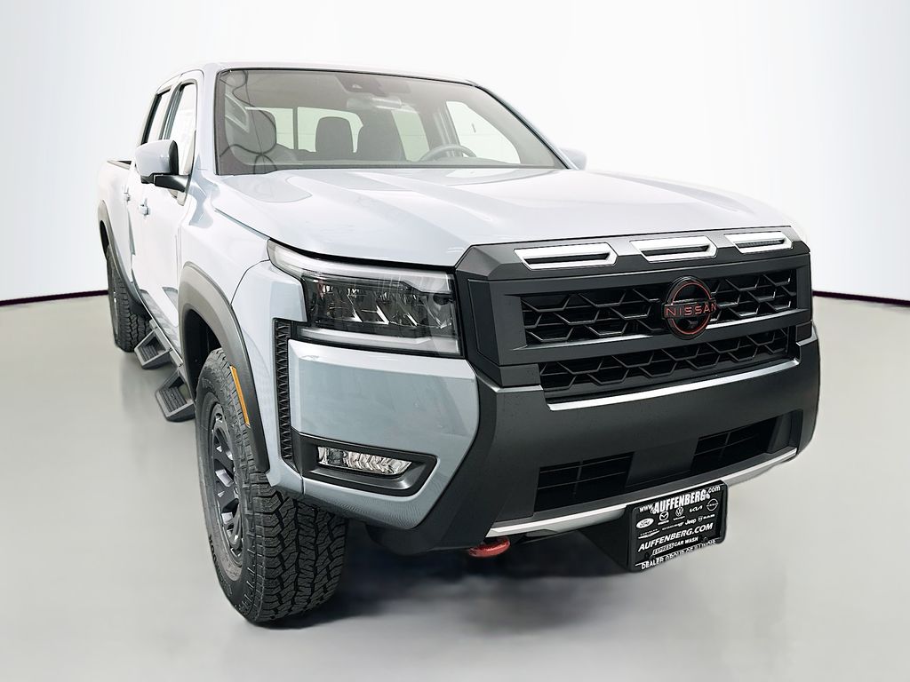 2026 Nissan Frontier PRO-4X Crew Cab LB 4WD