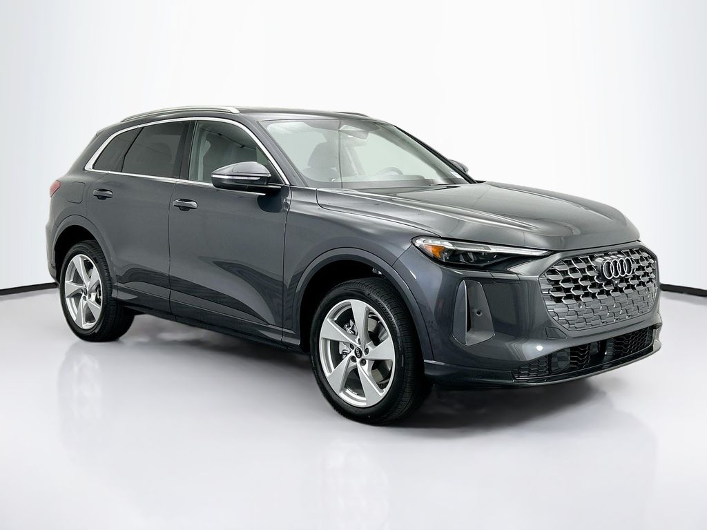 Thumbnail: 2025 Audi Q5 - 3