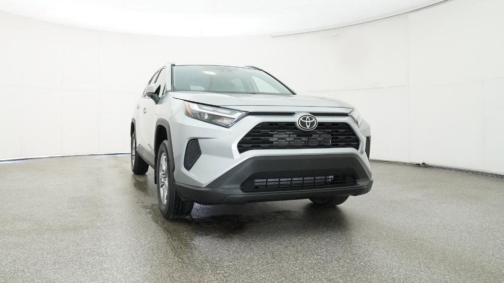 Thumbnail: 2025 Toyota RAV4 - 4