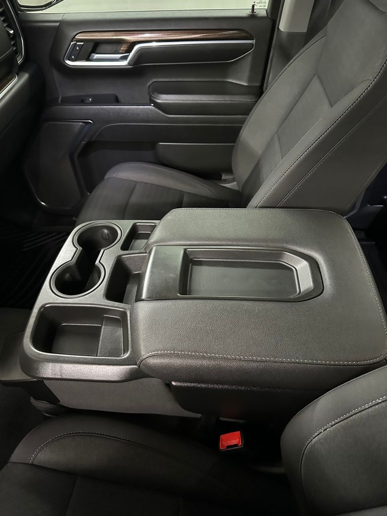 used 2023 Chevrolet Silverado 1500 car, priced at $31,985