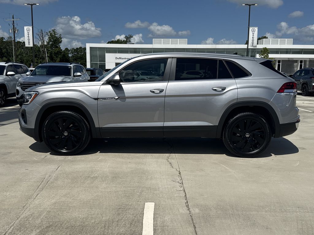 2026 Volkswagen Atlas Cross Sport 2.0T SE w/Technology Silver at DeMontrond Auto Country