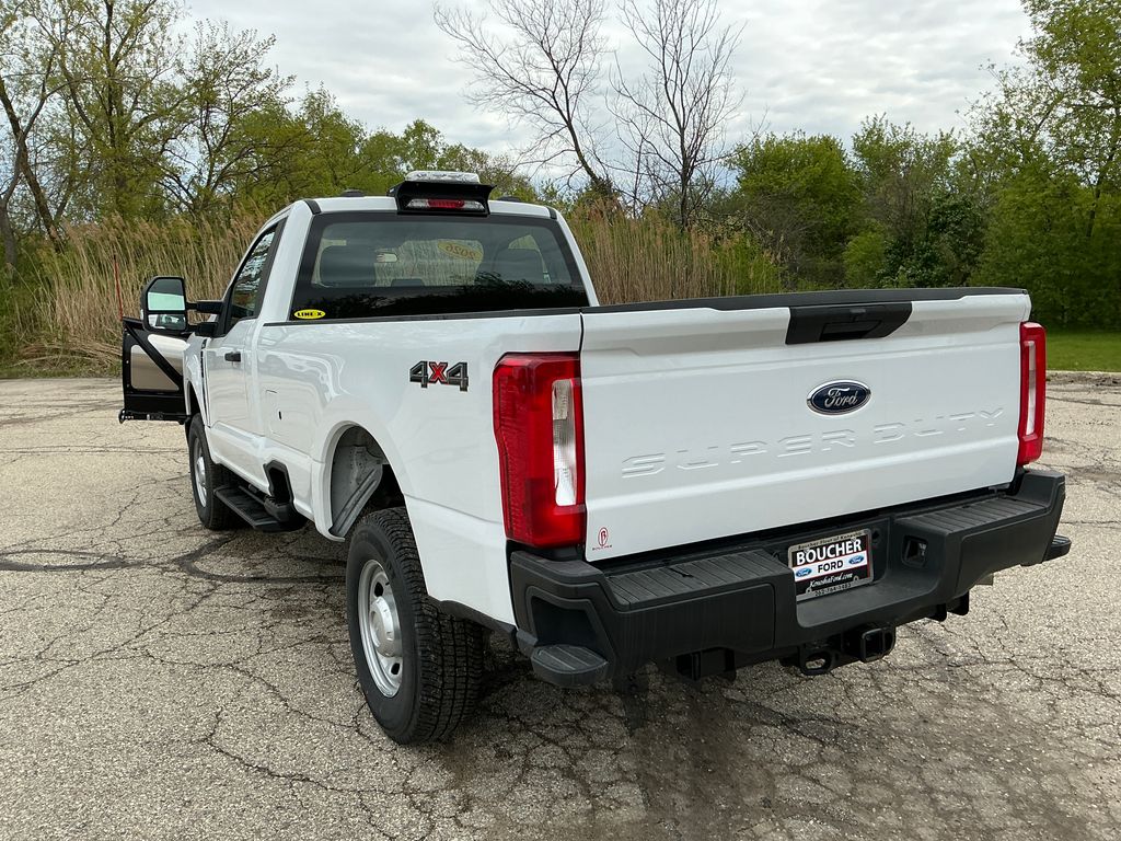 New 2026 Oxford White Ford XL image 8