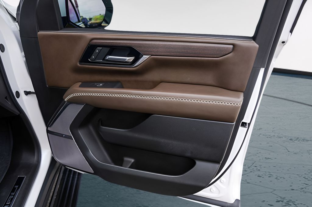 Used Car 2025 Gmc Yukon  Denali Ultimate For Sale Under $100,000 In Austin, Texas