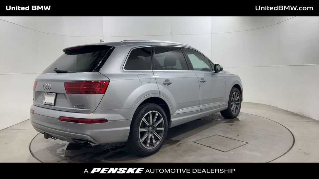 Thumbnail: 2017 Audi Q7 - 8