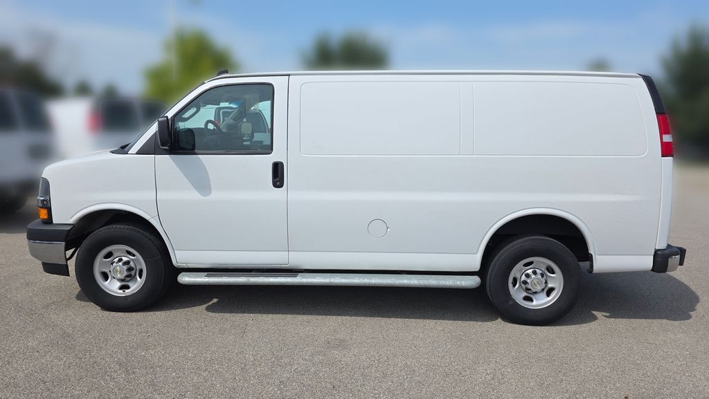 Used 2024 Chevrolet Express Cargo Work Van with VIN 1GCWGAFP9R1271064 for sale in Kansas City