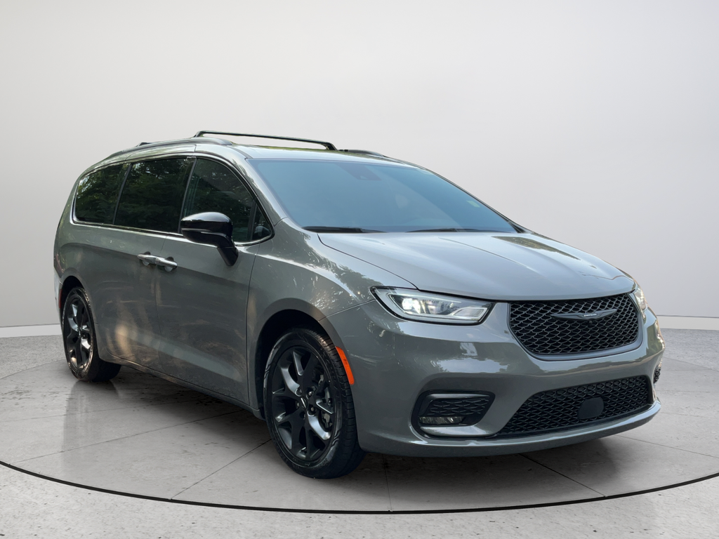 Ceramic Gray Clearcoat 2025 Chrysler Pacifica Minivan Front-Wheel Drive 9-Speed Automatic
