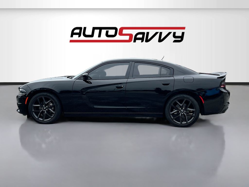 Used 2023 Black Dodge SXT image 4