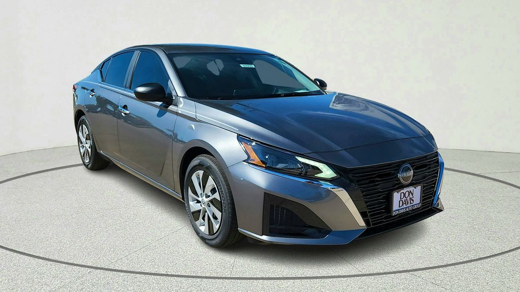 2025 Nissan Altima 2.5 S FWD