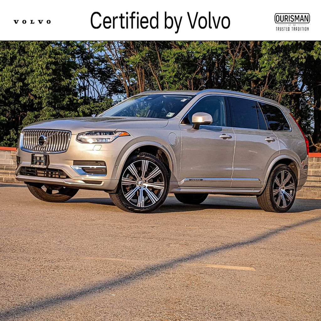 2023 Volvo XC90 Recharge Plug-In Hybrid T8 Plus Bright Theme 7 Passenger