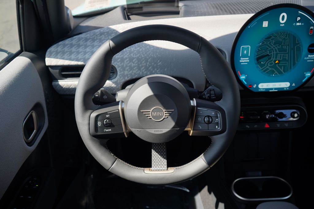 Thumbnail: 2026 MINI Cooper - 9