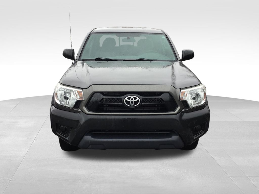 Thumbnail: 2015 Toyota Tacoma - 8