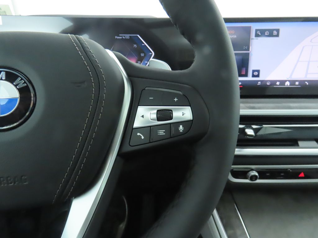 Thumbnail: 2026 BMW X5 - 12