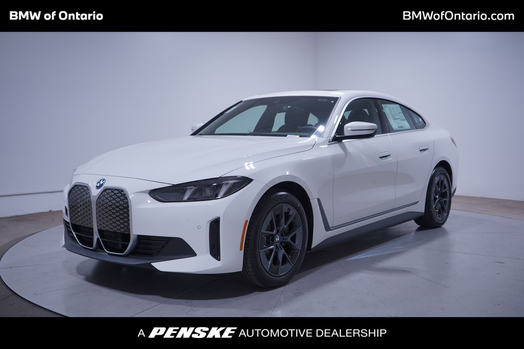 Thumbnail: 2025 BMW i4 - 1